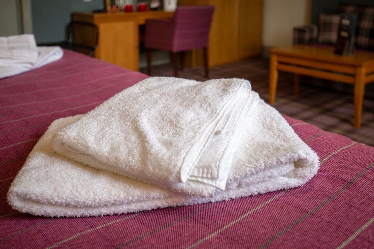 Woodthorpe Hotel Prestwich Extérieur photo