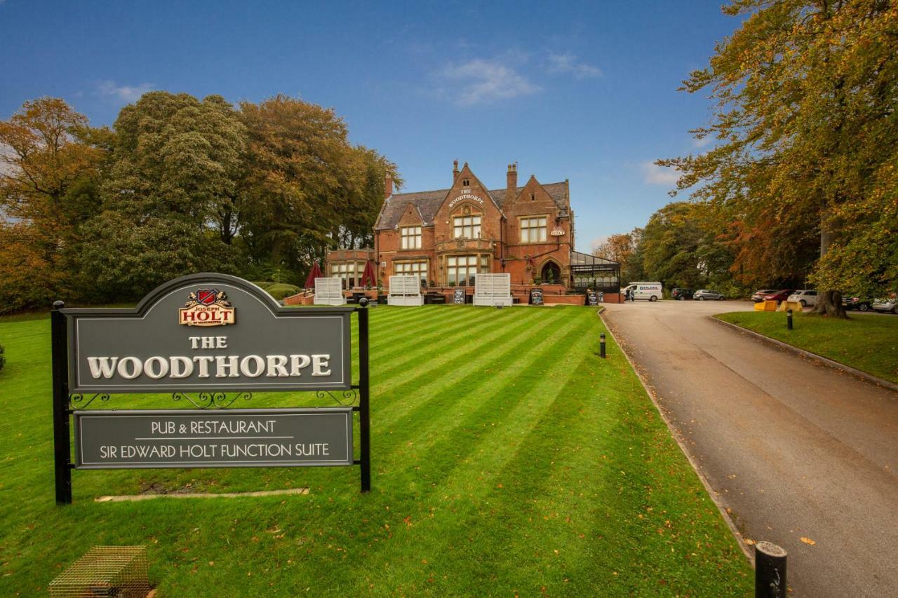 Woodthorpe Hotel Prestwich Extérieur photo