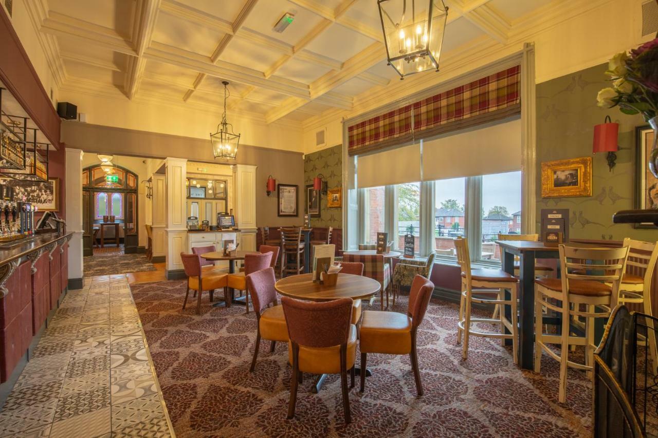 Woodthorpe Hotel Prestwich Extérieur photo